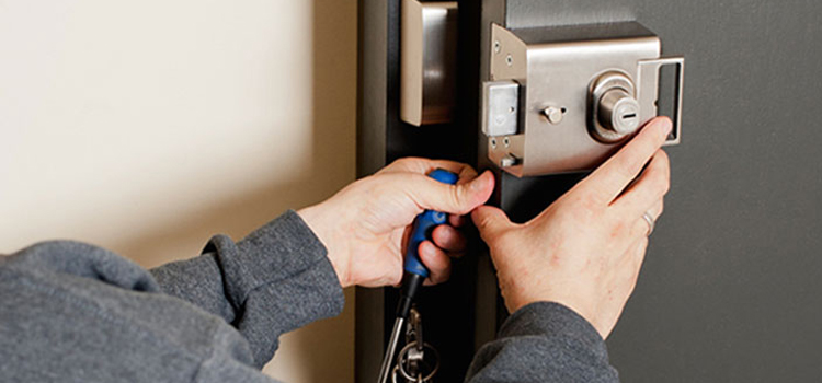 Deadbolt Lock Installation Welland